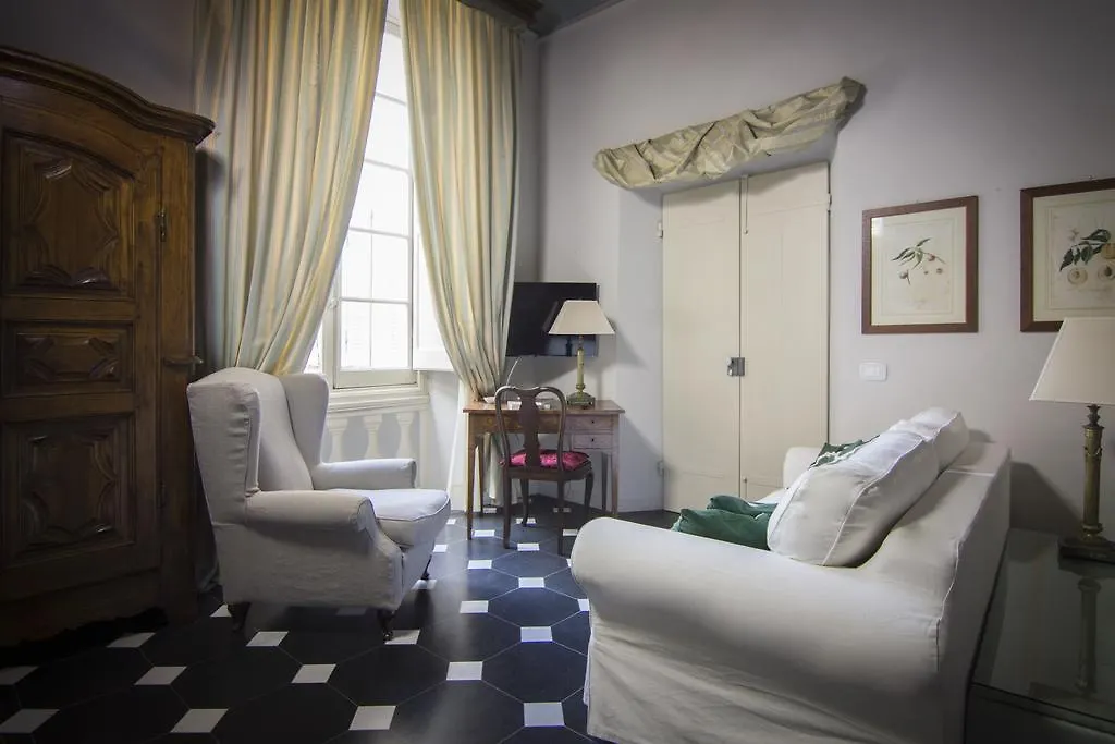 Palazzo Lengueglia B&B Albenga 0*,  Italy