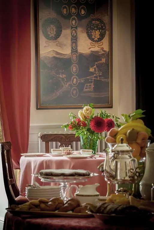 Bed & Breakfast Palazzo Lengueglia B&B Albenga Italy