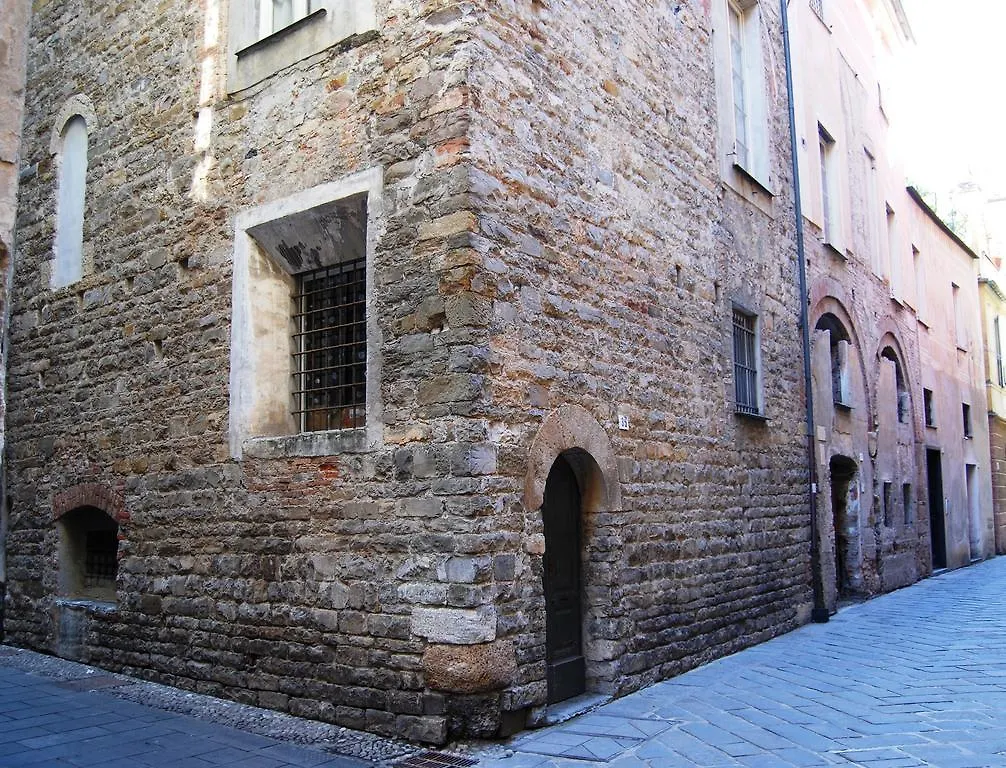 Palazzo Lengueglia B&B Albenga Italy